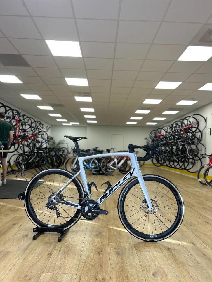 Ridley Noah Fast Di2 Carbon Racefiets, Sport en Fitness, Wielrennen, Zo goed als nieuw, Overige typen, Ophalen of Verzenden