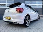 Volkswagen Polo 1.0 TSI Highline Business R *R LINE*CARPLAY*, Stof, Gebruikt, 95 pk, Wit