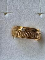 Goudkleurige ixxxi basisring mt 17. H8, Sieraden, Tassen en Uiterlijk, Ringen, Overige materialen, Ophalen of Verzenden, Zo goed als nieuw