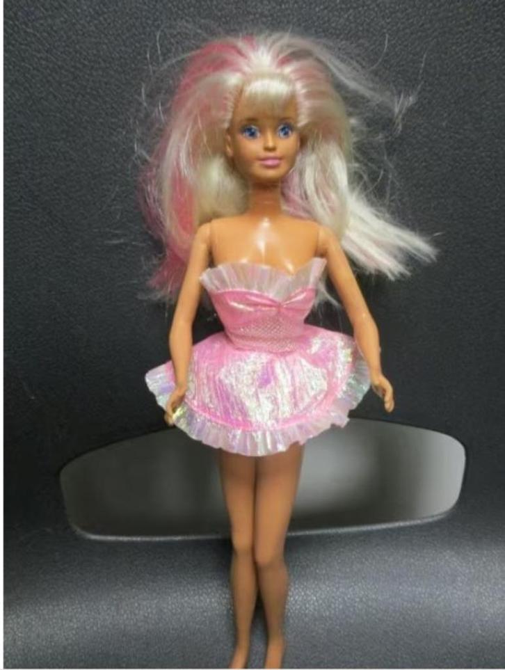 BARBIE/SINDY HASBRO 1994 als NIEUW, Verzamelen, Poppen, Zo goed als nieuw, Fashion Doll, Ophalen of Verzenden