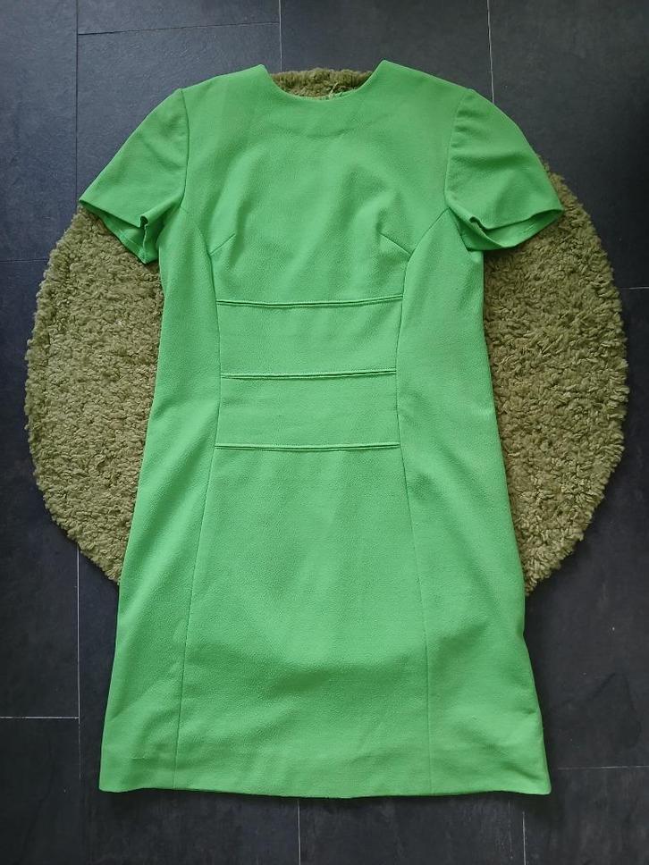 Vintage jaren 70 jurk, appel groen, maat M, Kleding | Dames, Jurken, Zo goed als nieuw, Maat 38/40 (M), Groen, Onder de knie, Verzenden