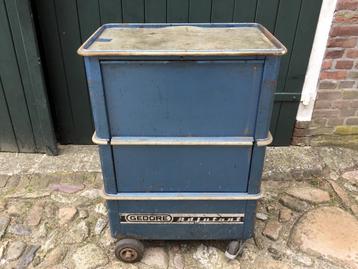 Gedore adjutant 2000 gereedschapswagen met gereedschap. beschikbaar voor biedingen