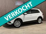Volkswagen Tiguan 1.4 TSI ACT Highline 2017 PANO LED VIRTUAL, 4 cilinders, 150 pk, Alcantara, SUV of Terreinwagen