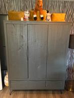 Zavi Kinderkamer Kast & Bureau, Ophalen, 100 tot 150 cm, Zo goed als nieuw, Met lade(s)