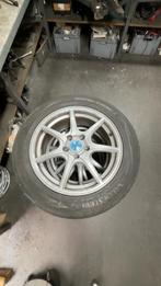 Winterbanden met velg, Renault kadjar  215/60/R17 96H, Auto-onderdelen, Banden en Velgen, Ophalen, 17 inch, Winterbanden, Gebruikt