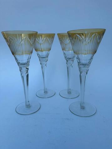 4 grote kristal geslepen wijnglazen 1920  beschikbaar voor biedingen