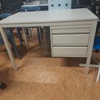 Vintage metalen industriële Drentea bureau met 2 laden, Huis en Inrichting, Bureaus, Ophalen, Gebruikt, Bureau