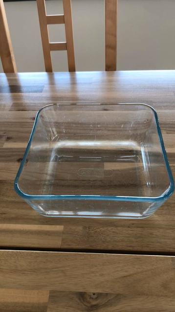 Pyrex ovenschaal 17x17x7 cm inhoud  beschikbaar voor biedingen