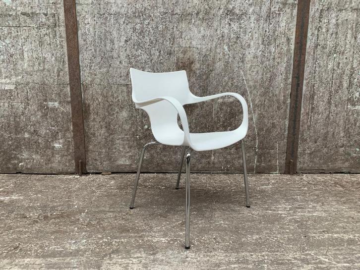 Design kuipstoelen - Stappelprijzen - MEGAKORTING!!!, Huis en Inrichting, Stoelen, Nieuw, Kunststof, Metaal, Ophalen of Verzenden