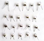 20 oude Dopjes voor Kerstballen 05, Diversen, Kerst, Ophalen of Verzenden