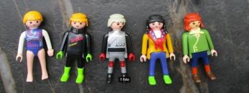 Playmobil poppetjes 5 stuks beschikbaar voor biedingen