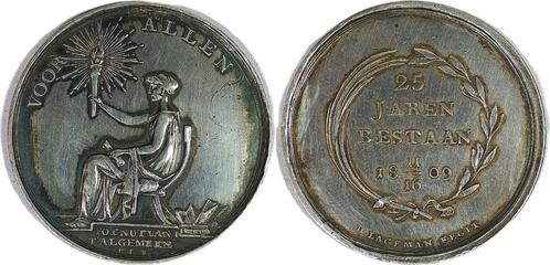 AR penning 1809–25 jaar Maatschappij tot Nut van 't algemeen, Postzegels en Munten, Penningen en Medailles, Zilver, Ophalen of Verzenden