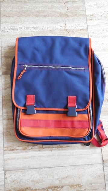 rugtas beschikbaar voor biedingen