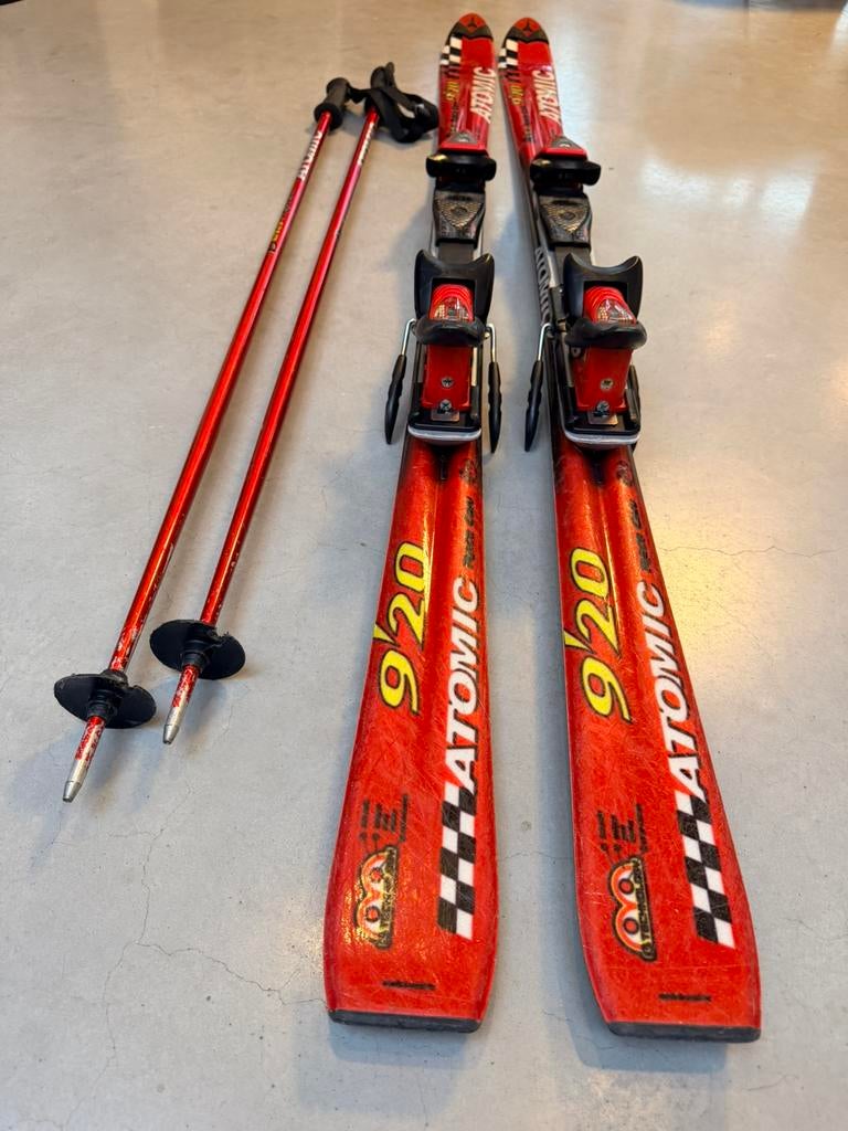 Retro Atomic Beta Race Carv 9’20 met stokken, Ophalen, 160 tot 180 cm, Zo goed als nieuw, Carve
