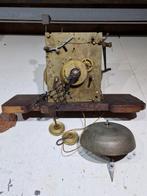 Uurwerk uit staande klok, Antiek en Kunst, Ophalen of Verzenden