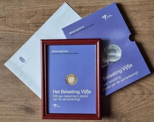 5 Euro 2006 - Belasting Vijfje in lijst met ongeopende brief, Postzegels en Munten, Munten | Nederland, Euro's, Koningin Beatrix