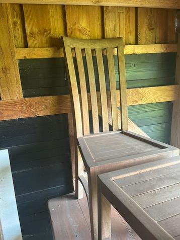 4 stoelen Teakhout beschikbaar voor biedingen