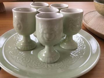 Leuke shot glaasjes - bijbehorend bewerkt bord beschikbaar voor biedingen