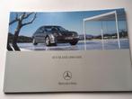 vijf folders van Mercedes luxewagens, Verzenden, Zo goed als nieuw, Mercedes