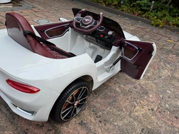 Bentley EXP 12 Kinderauto - Accuvoertuig beschikbaar voor biedingen