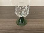 Mooi likeurglas groene voet, Verzamelen, Glas en Borrelglaasjes, Ophalen of Verzenden, Zo goed als nieuw, Overige typen