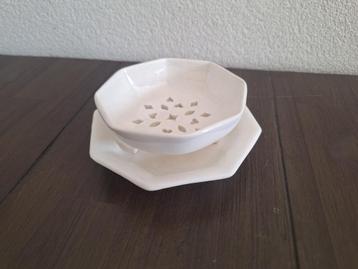 Wedgwood kinderservies - Fruittest met onderbord beschikbaar voor biedingen