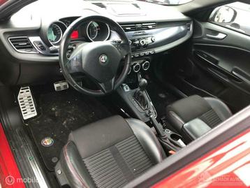 Airbagset Alfa Romeo Giulietta 1.4 T Limited  ('10-'21) beschikbaar voor biedingen