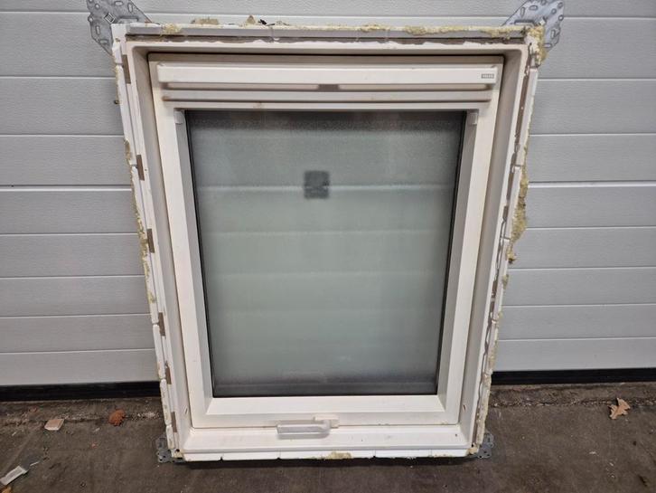 Velux dakraam GPU M04 0059   78x98  incl. Gootstukken, Doe-het-zelf en Verbouw, Glas en Ramen, Zo goed als nieuw, Dakraam, Minder dan 80 cm