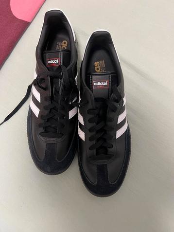 Adidas Samba Zwart Maat 46 beschikbaar voor biedingen