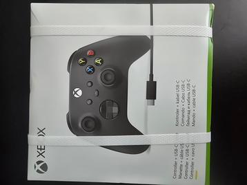Xbox Wireless Controller + USB-C Cable beschikbaar voor biedingen