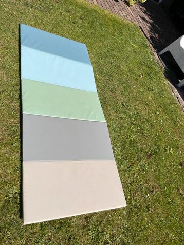 IKEA Plufsig Speelmat beschikbaar voor biedingen