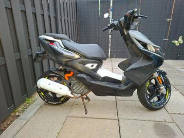 Yamaha aerox 4 takt 50cc 2016 beschikbaar voor biedingen