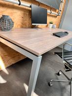 Keurig bureau (180/80 cm), Ophalen, Xx, Xx, In hoogte verstelbaar