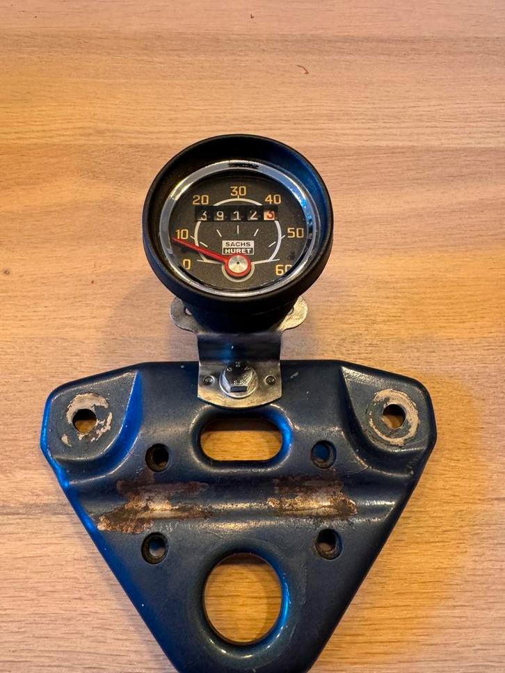 Originele Huret kilometerteller incl. beugel, Fietsen en Brommers, Brommeronderdelen | Puch, Zo goed als nieuw, Overige typen