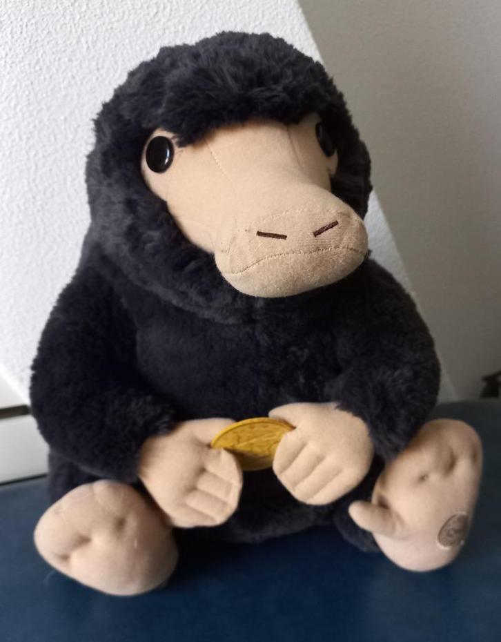 Niffler knuffel (delfstoffer) Groot: bijna 40 cm hoog, zgan, Verzamelen, Harry Potter, Zo goed als nieuw, Overige typen, Ophalen of Verzenden