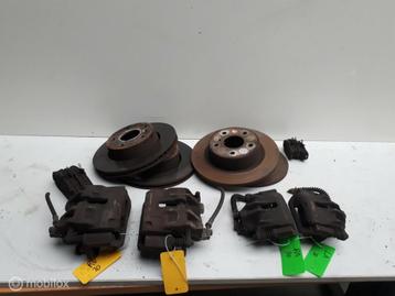 Remklauw Range Rover P38 Remschijven Remblokken Remklauwen beschikbaar voor biedingen