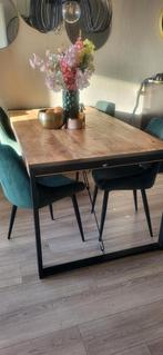 Mango houten rechthoekige eettafel met zwarte poten, Ophalen, 50 tot 100 cm, Zo goed als nieuw, Vijf personen of meer