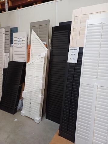 Shutters luiken Magazijn opruiming zaterdag 26-7-2025 beschikbaar voor biedingen