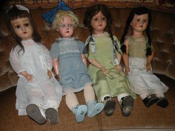 4 Antieke Brocante Gelede Poppen beschikbaar voor biedingen
