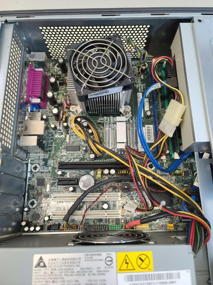 ThinkCentre M55e mobo en voeding DELTA Model DPS-220DB A, Computers en Software, Interne voedingen, Gebruikt, Ophalen