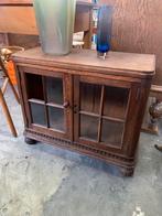 Kastje leuk oud Holland eiken kastje mist een ruitje goede, Antiek en Kunst, Antiek | Meubels | Kasten, Ophalen of Verzenden