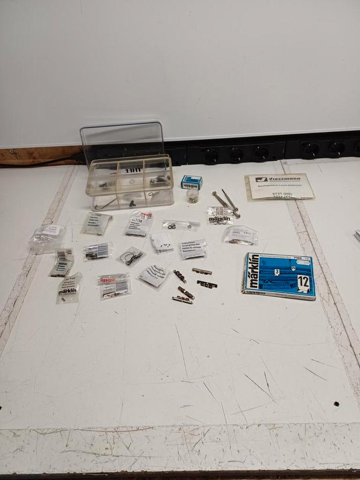 Partij Märklin onderdelen - Nieuw!, Hobby en Vrije tijd, Modeltreinen | H0, Ophalen of Verzenden