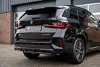 BMW X1 25e xDrive M Sport | Panorama | Shadow | Camera | Ele, Auto's, Gebruikt, Leder en Stof, Zwart, Bedrijf