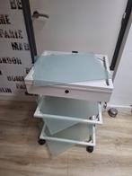 Behandeltafeltje schoonheidspecialiste/pedicure, Ophalen, Gebruikt