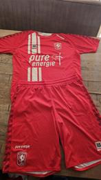 FC Twente Tenue Meyba - Maat M Shirt, Maat L Broek, Verzamelen, Sportartikelen en Voetbal, Ophalen of Verzenden, Zo goed als nieuw