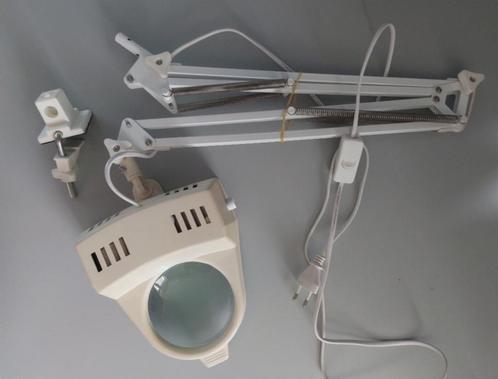 Loep met flexarm in wit, Hobby en Vrije tijd, Vergrootglazen, Loepen en Loeplampen, Zo goed als nieuw, Vergrootglas of Loep, Ophalen of Verzenden