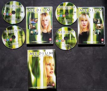 DVD - Medium - The Complete First Season - Crime beschikbaar voor biedingen