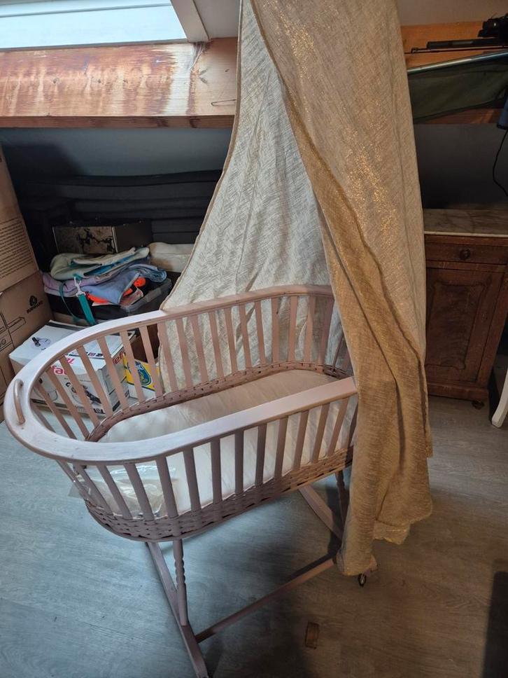 Mooie vintage Wieg voor Baby, Kinderen en Baby's, Babywiegjes en Ledikanten, Gebruikt, Wieg, Ophalen