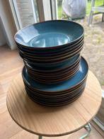 Blauw servies 18-delig, Ophalen