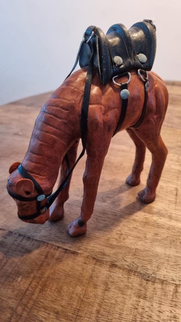 Vintage leren dromedaris, Kinderen en Baby's, Speelgoed | Actiefiguren, Gebruikt, Ophalen of Verzenden